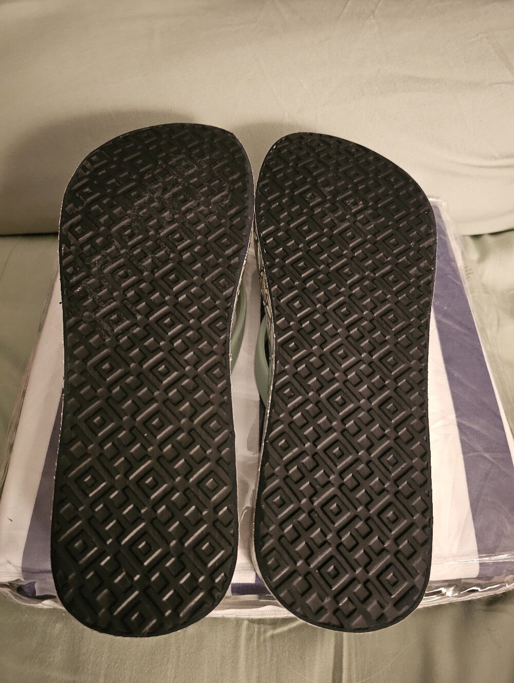 Tory Burch Thandie Printed Wedge Flip Flops Psychedelic Geo Mint Green Sz 8.5 - Picture 8 of 14